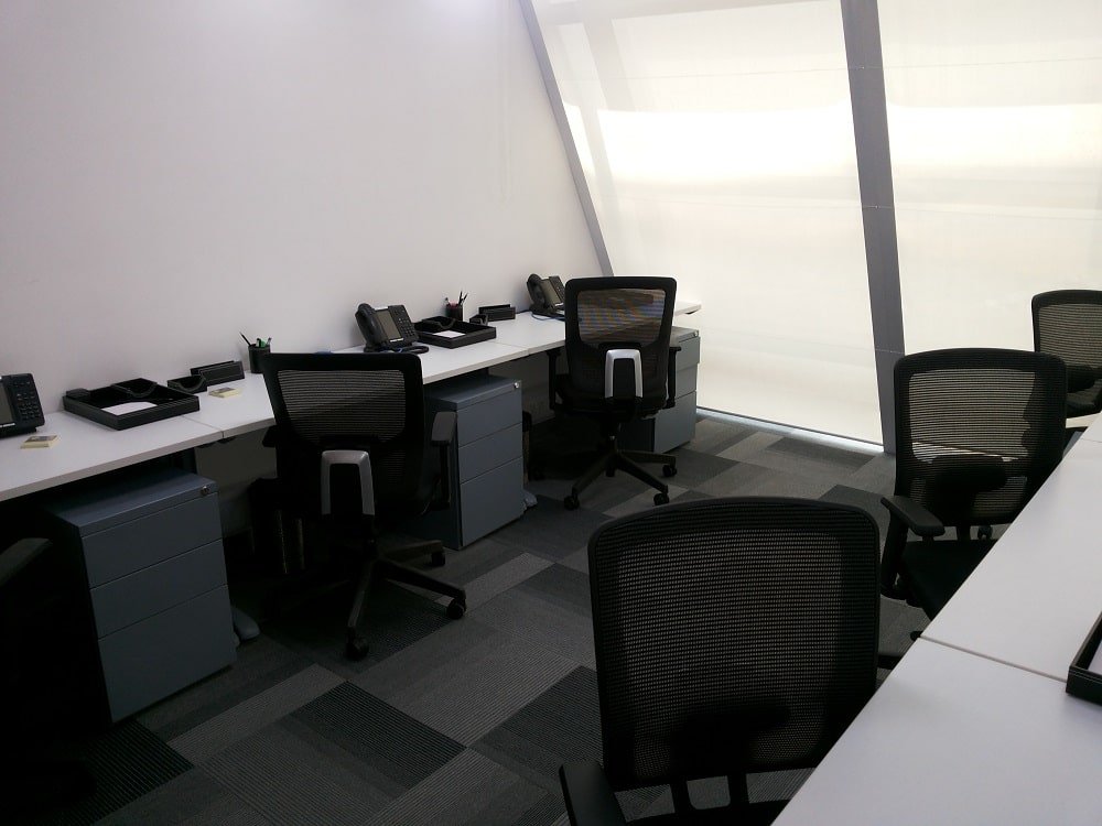 Why established companies prefer fully furnished office space in Delhi