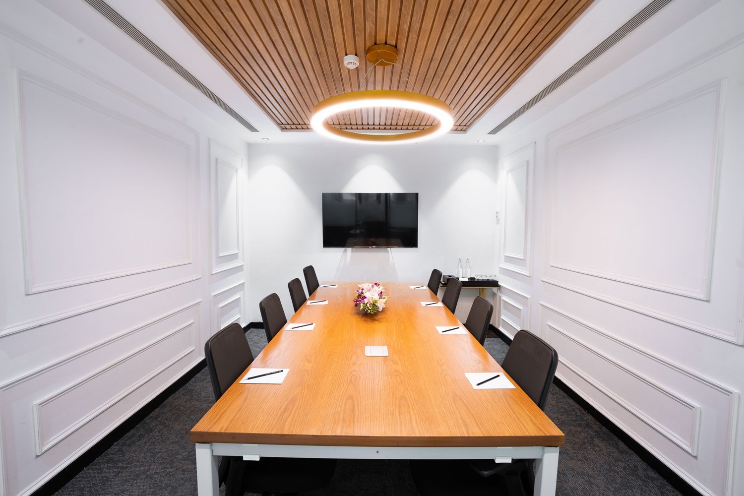 Meeting and Conference Rooms in Delhi | Book in New Delhi