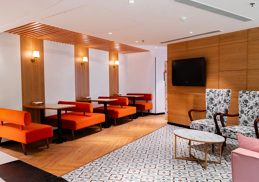 Business Centre in Connaught Place